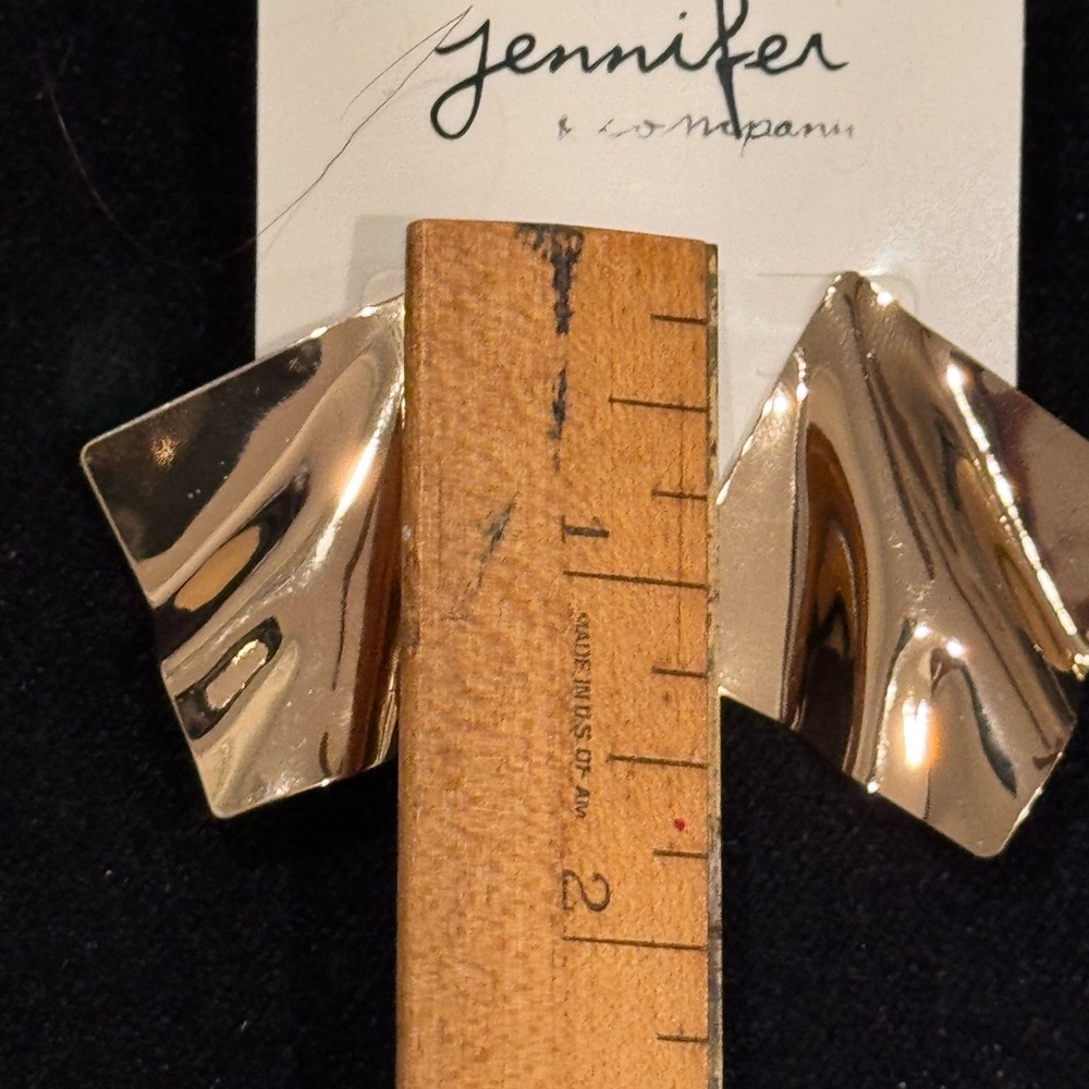 Jennifer and Company Gold-Tone Abstract Earrings 1.75 in BOUTIQUE GLAM - Picture 6 of 6